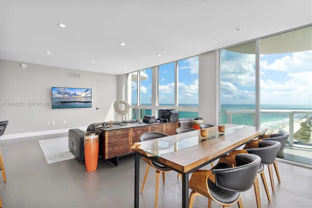 6365 Collins Ave #4307 Miami Beach, FL 33141