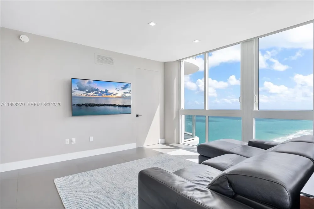 6365 Collins Ave #4307 Miami Beach, FL 33141