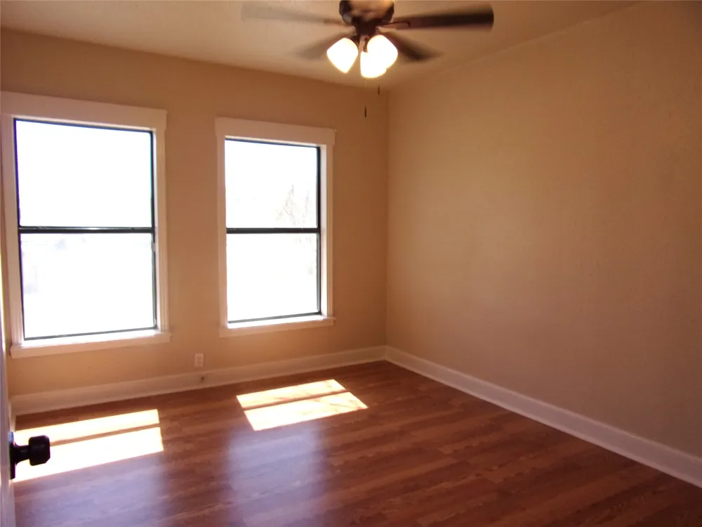 1902 W Dry Street San Saba, TX 76877