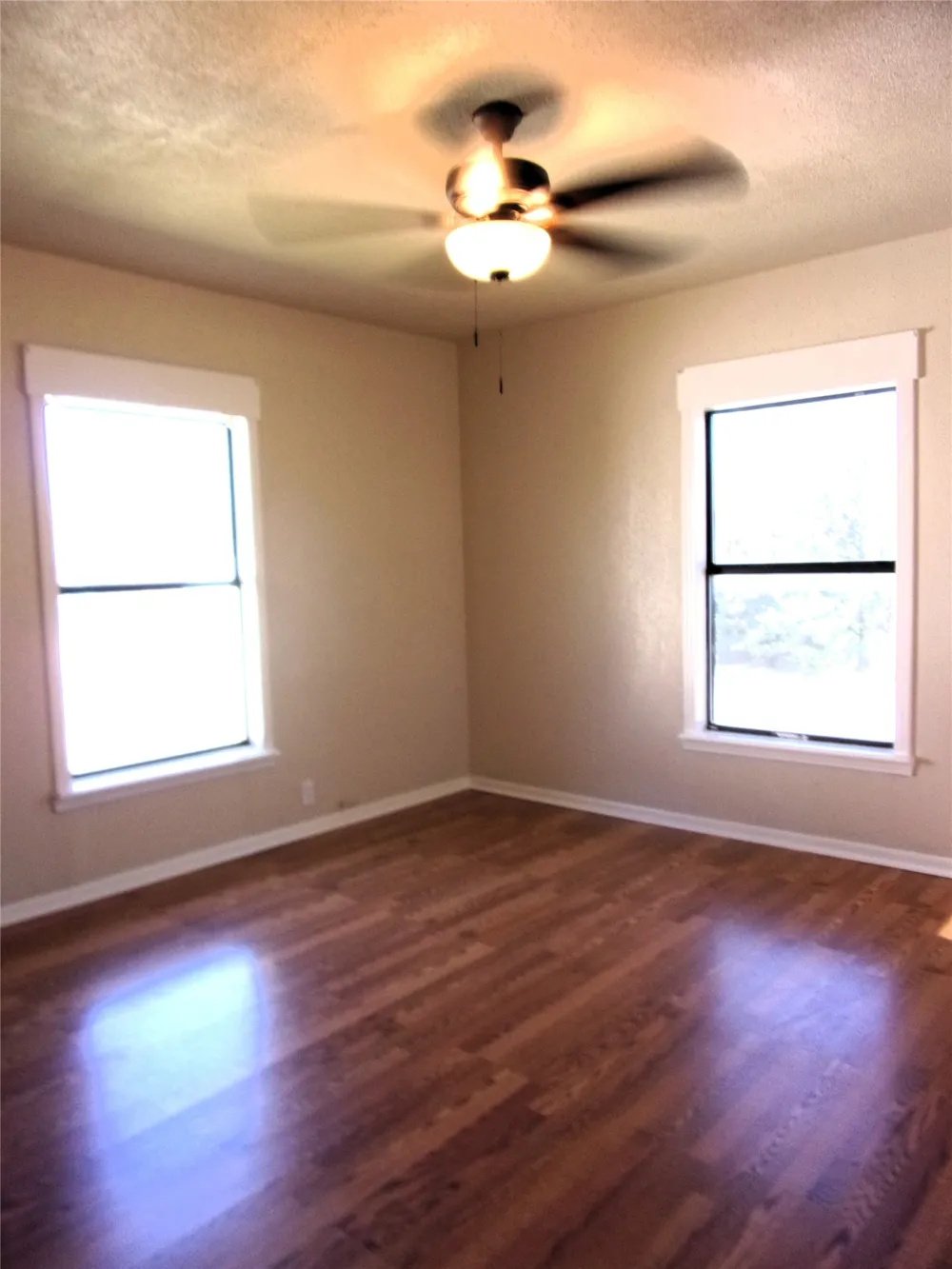 1902 W Dry Street San Saba, TX 76877