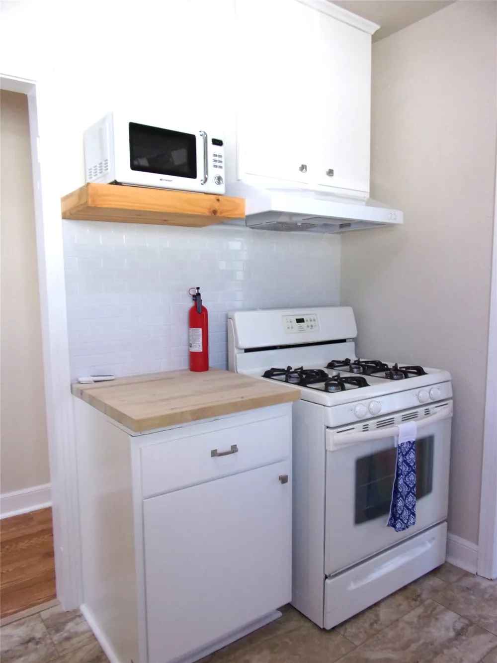 1902 W Dry Street San Saba, TX 76877
