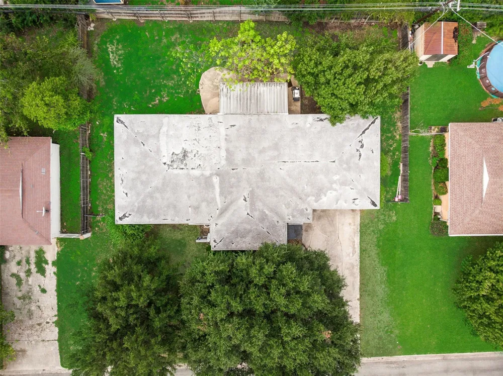 3812 Springbranch Drive Benbrook, TX 76116