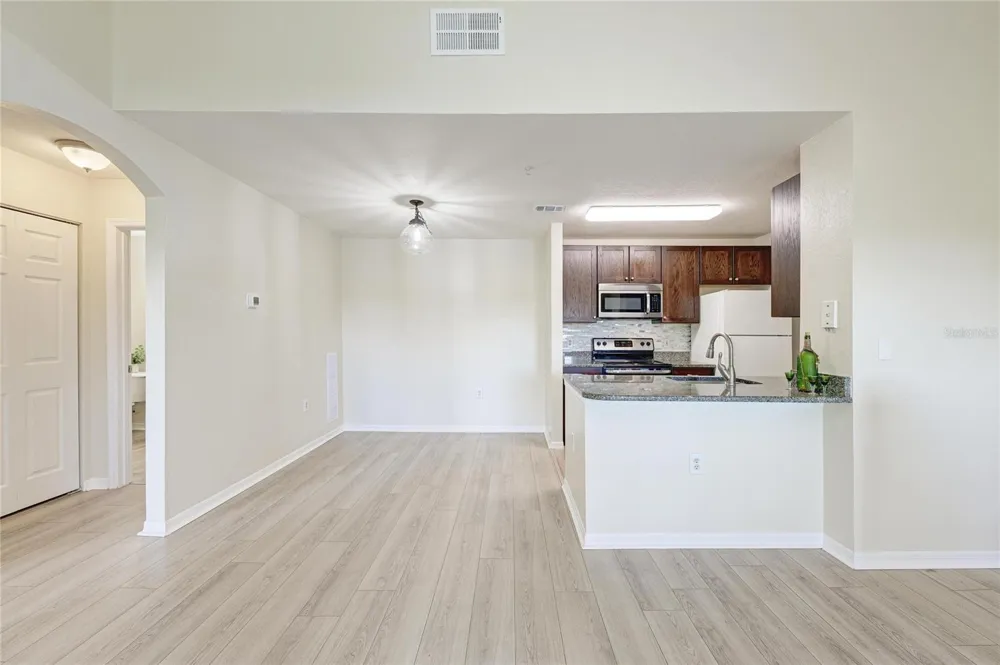 8911 MANOR LOOP #207 Lakewood Ranch, FL 34202