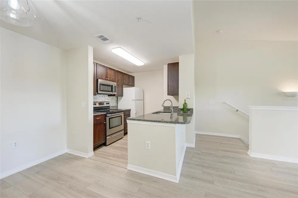 8911 MANOR LOOP #207 Lakewood Ranch, FL 34202