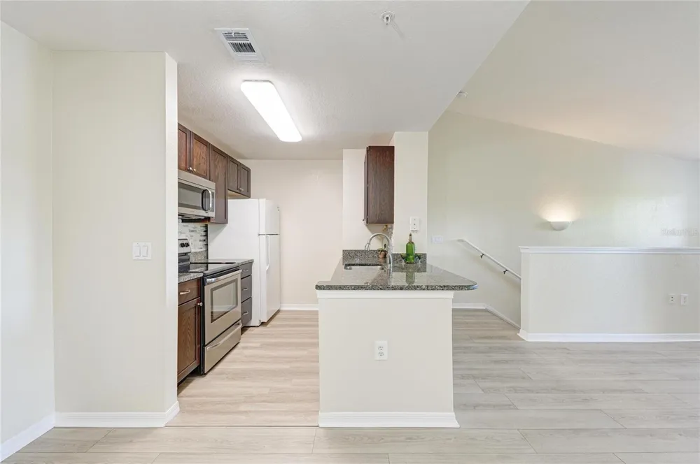 8911 MANOR LOOP #207 Lakewood Ranch, FL 34202