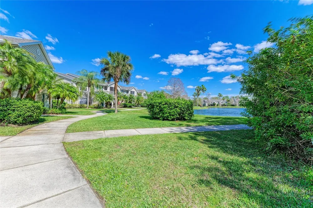 8911 MANOR LOOP #207 Lakewood Ranch, FL 34202