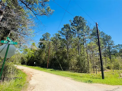 Creekbend Drive