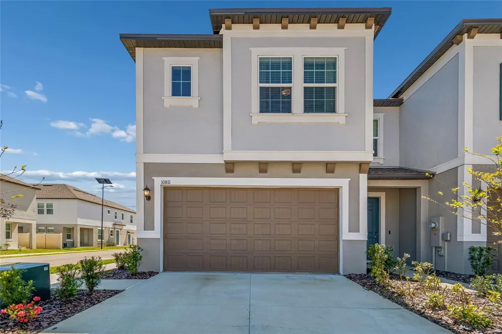 10811 FOWLERS BLUFF COURT Tampa, FL 33647