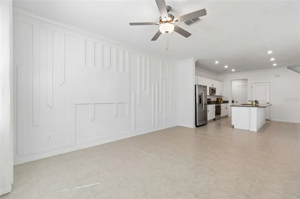 10811 FOWLERS BLUFF COURT Tampa, FL 33647