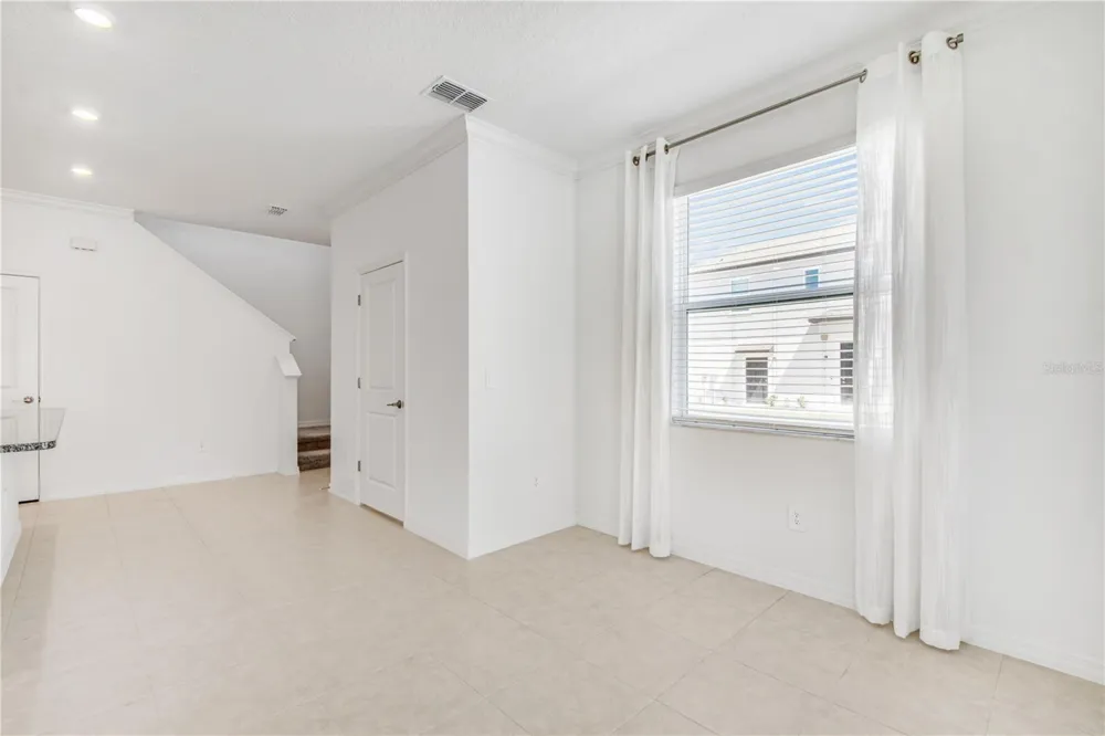10811 FOWLERS BLUFF COURT Tampa, FL 33647