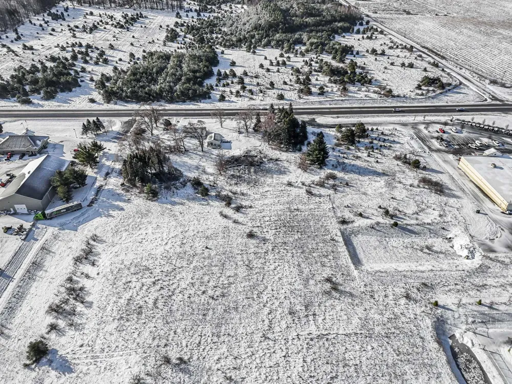 E M 72 Acme Township, MI 49690