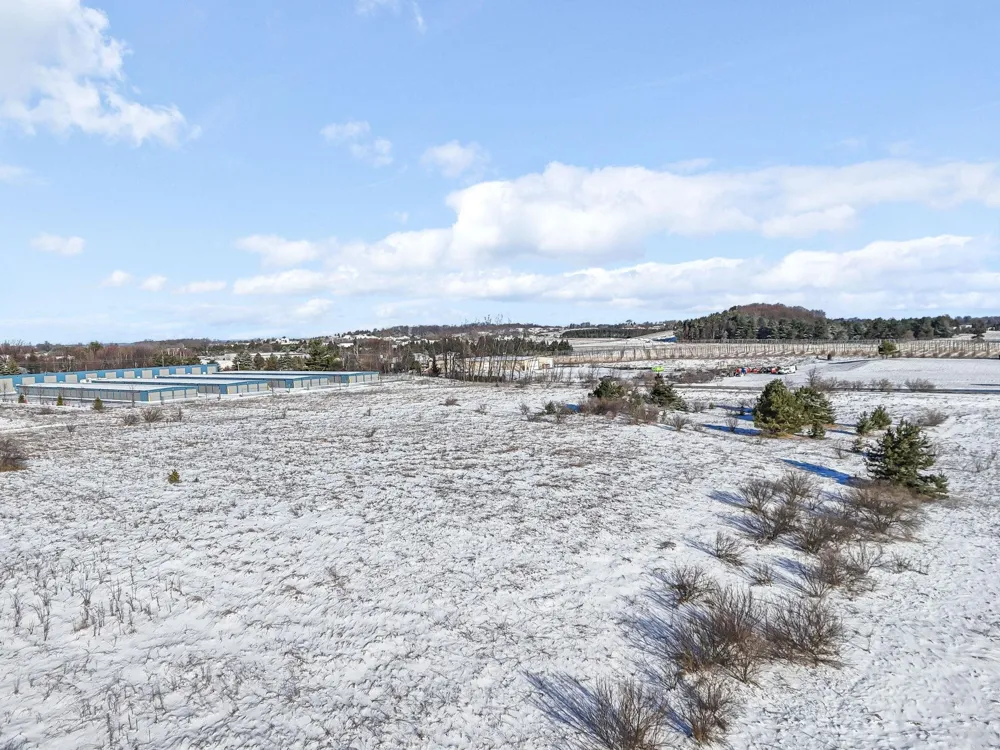 E M 72 Acme Township, MI 49690