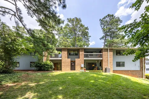 1010 Sandlin Place #C