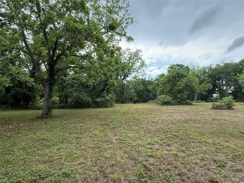 137 Fm 359 Rear Road