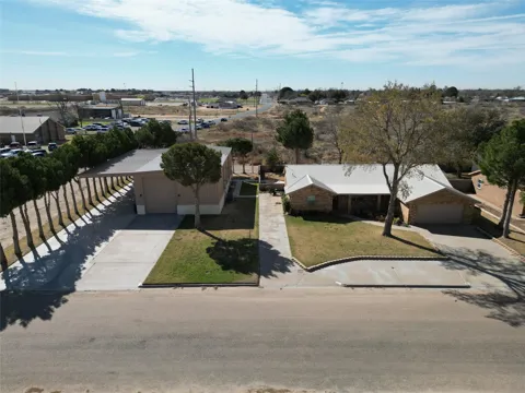 1015 E Tascosa Avenue
