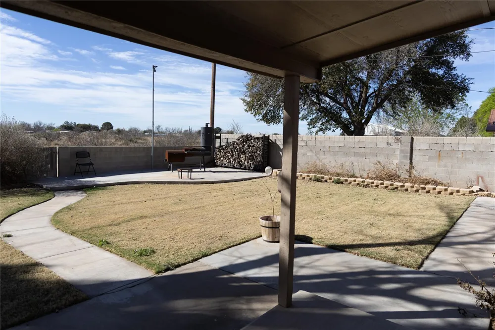 1015 E Tascosa Avenue Kermit, TX 79745