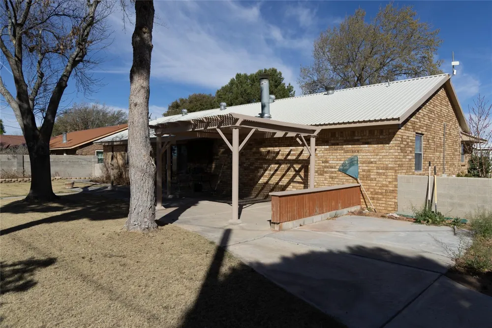 1015 E Tascosa Avenue Kermit, TX 79745