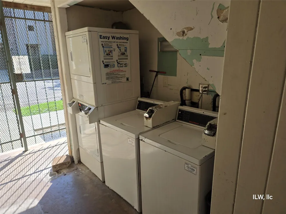 301 Avondale Street #4 Houston, TX 77006