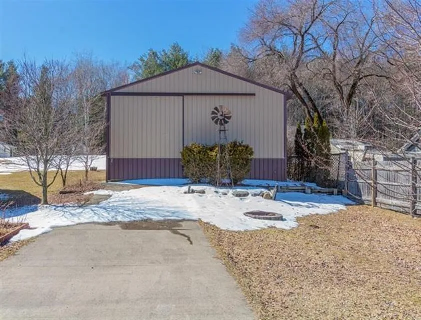 19093 Pike Street Chippewa Township, MI 49342