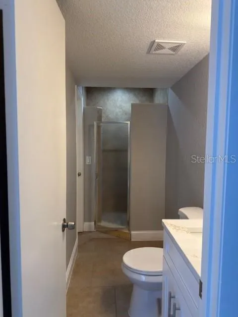 8443 GRADY AVENUE Tampa, FL 33614
