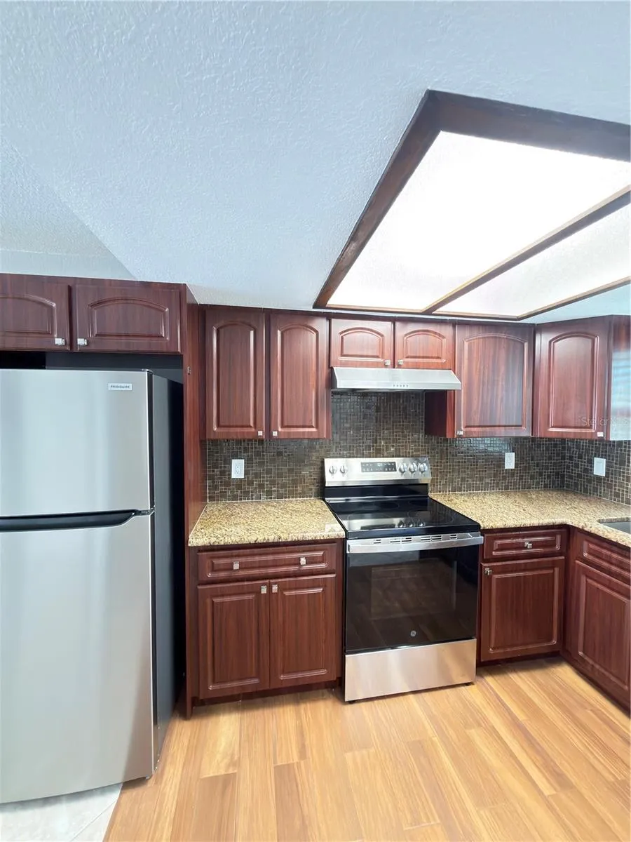 8443 GRADY AVENUE Tampa, FL 33614