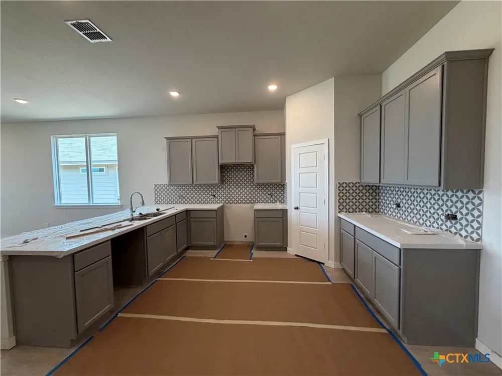 424 Honeydew Way Seguin, TX 78155