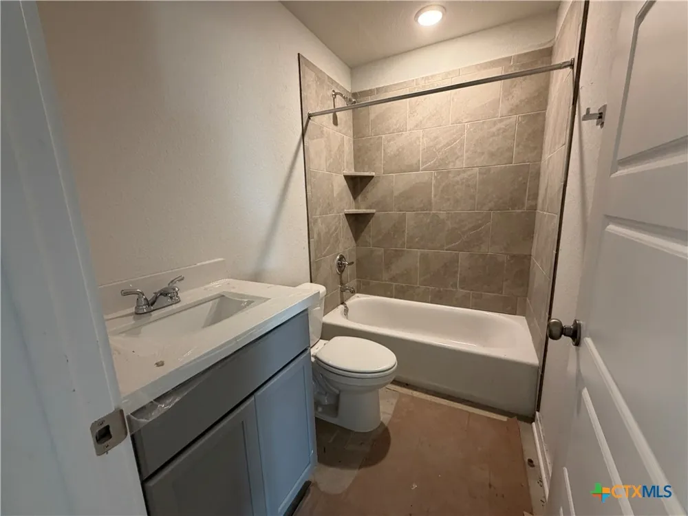 424 Honeydew Way Seguin, TX 78155