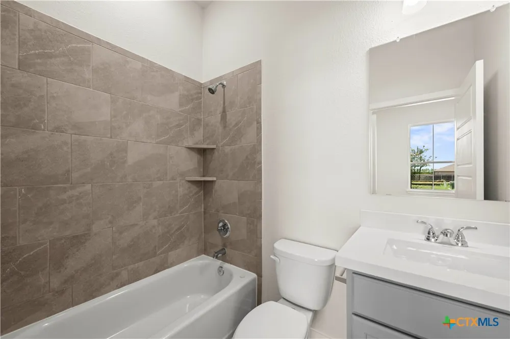 424 Honeydew Way Seguin, TX 78155