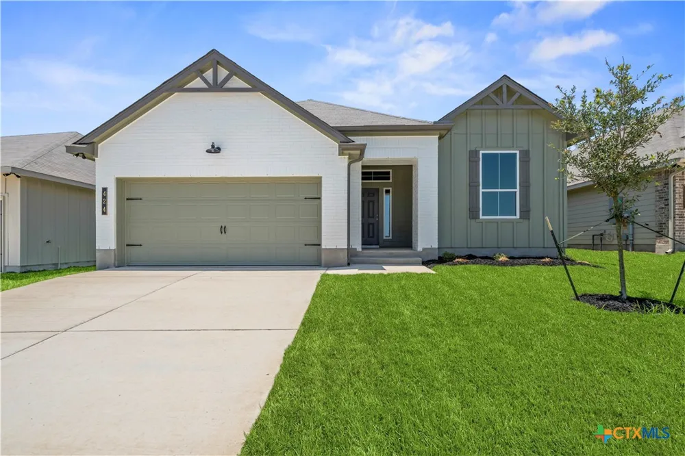 424 Honeydew Way Seguin, TX 78155