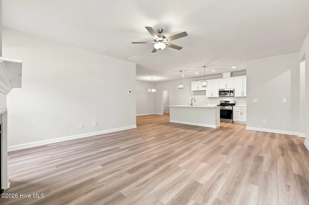 2986 Tucker Hill Drive Grimesland, NC 27837