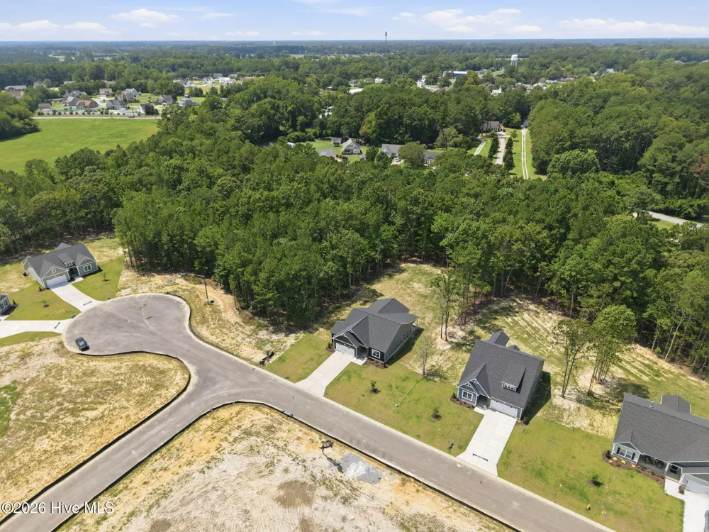 2986 Tucker Hill Drive Grimesland, NC 27837