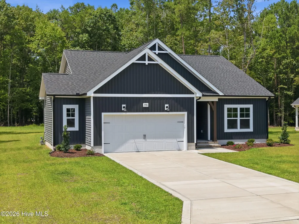 2986 Tucker Hill Drive Grimesland, NC 27837