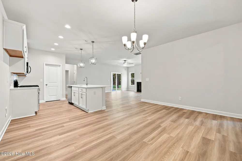 2986 Tucker Hill Drive Grimesland, NC 27837