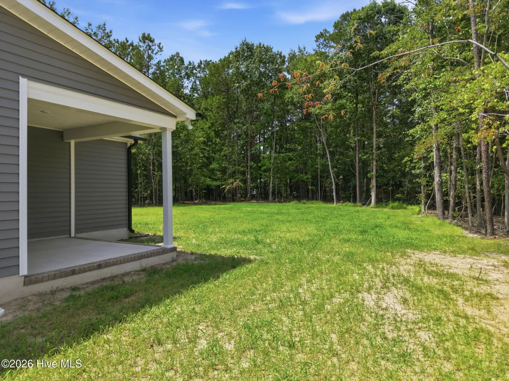 2986 Tucker Hill Drive Grimesland, NC 27837