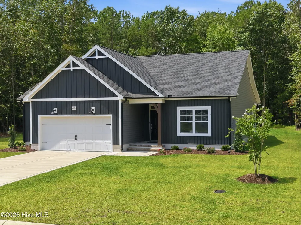 2986 Tucker Hill Drive Grimesland, NC 27837