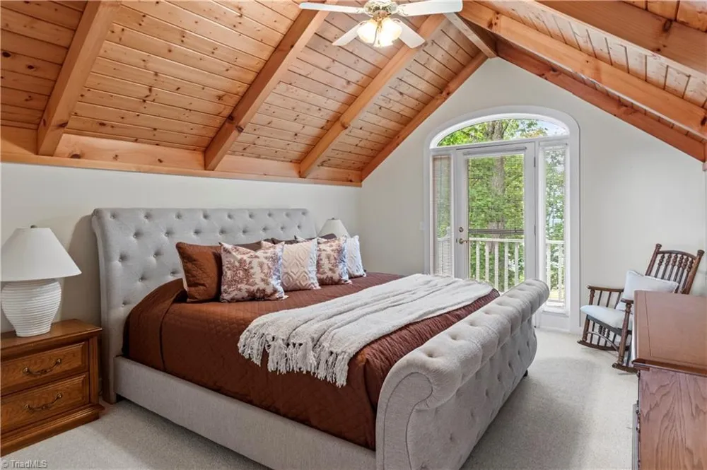 197 Fairview Drive Traphill, NC 28685
