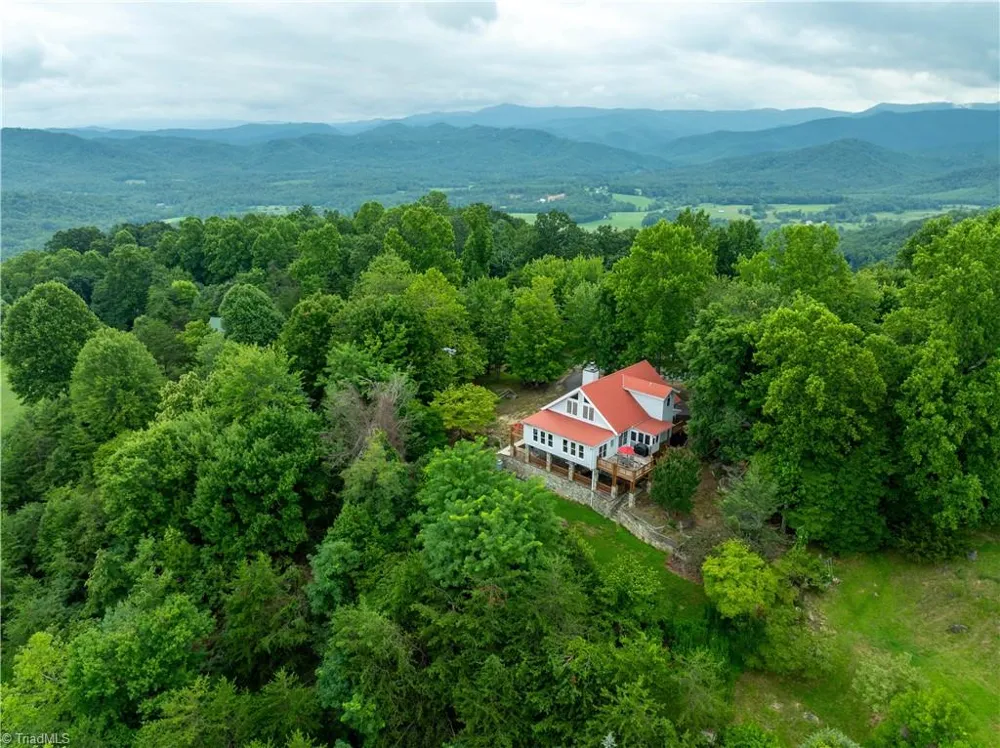 197 Fairview Drive Traphill, NC 28685