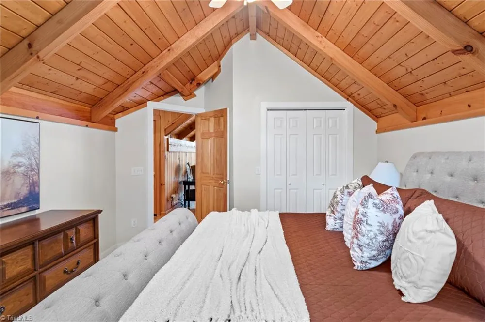 197 Fairview Drive Traphill, NC 28685