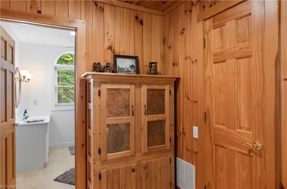 197 Fairview Drive Traphill, NC 28685