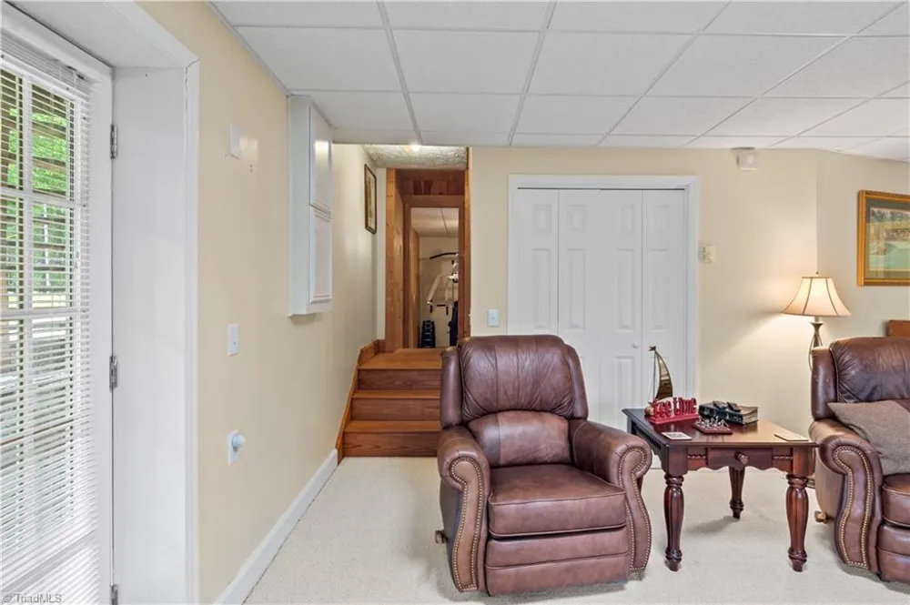 197 Fairview Drive Traphill, NC 28685