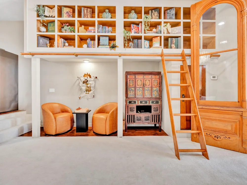 106 W Main Street Street Pilot Point, TX 76258