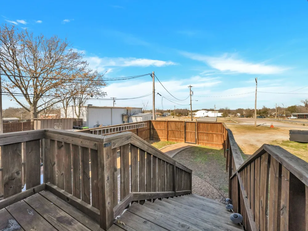 106 W Main Street Street Pilot Point, TX 76258