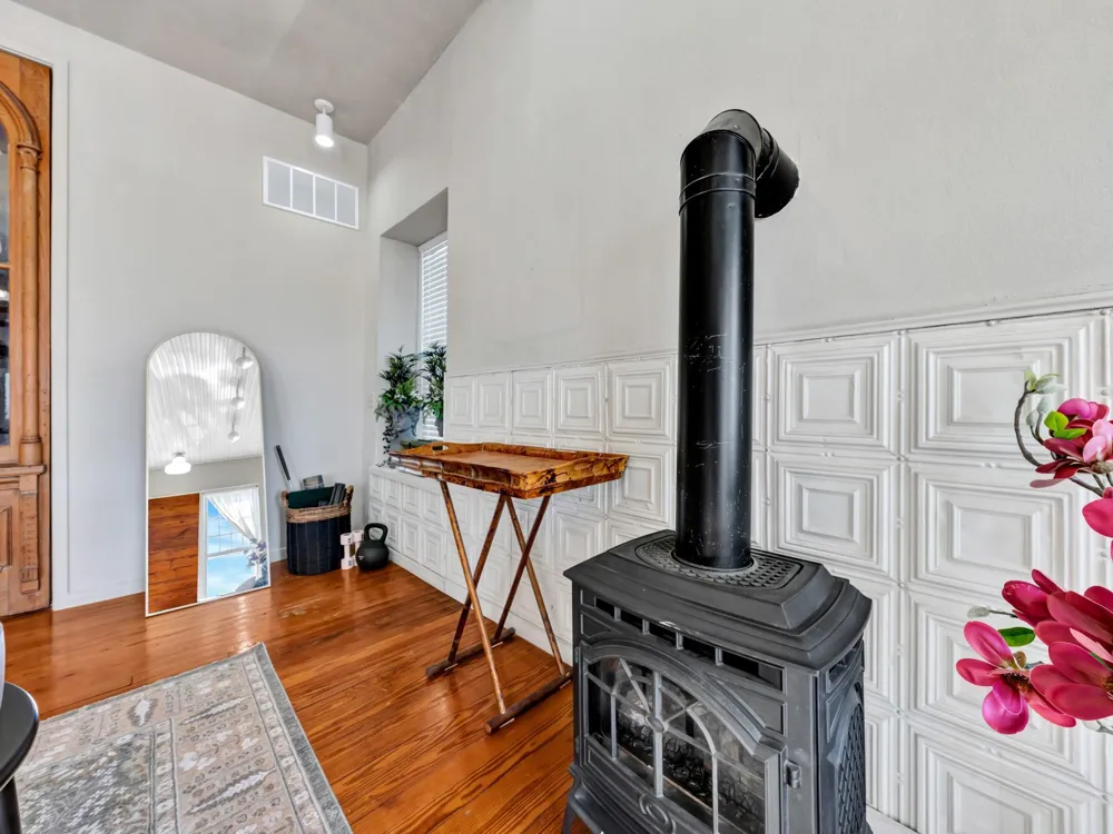 106 W Main Street Street Pilot Point, TX 76258