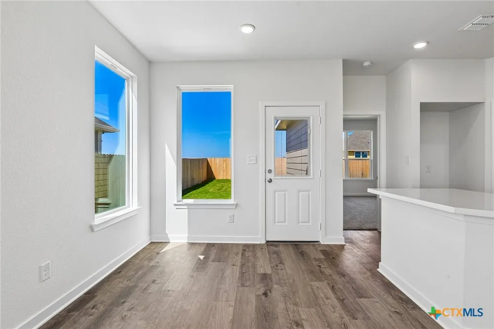 412 Honeydew Way Seguin, TX 78155
