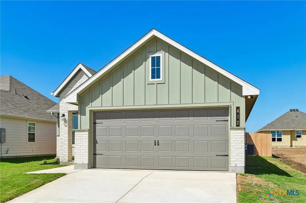 412 Honeydew Way Seguin, TX 78155