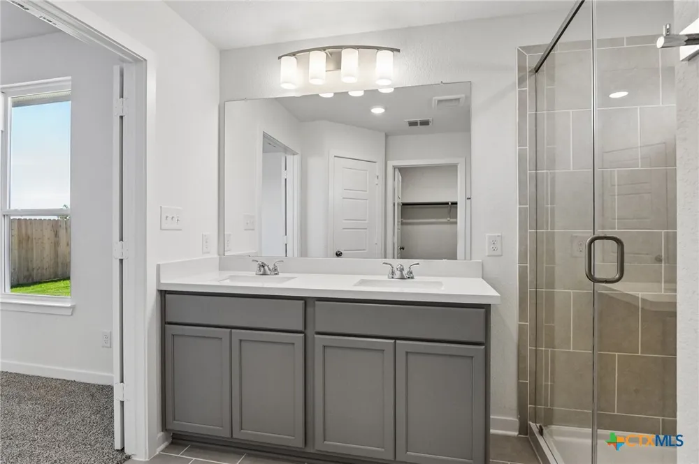 412 Honeydew Way Seguin, TX 78155