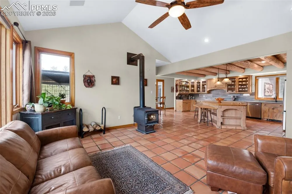8912 S Pine Drive Beulah, CO 81023