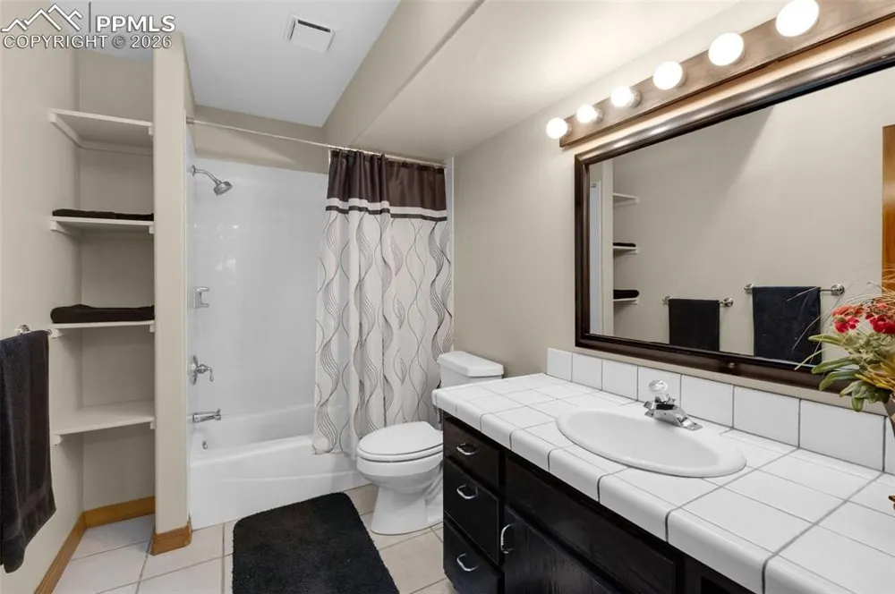 8912 S Pine Drive Beulah, CO 81023
