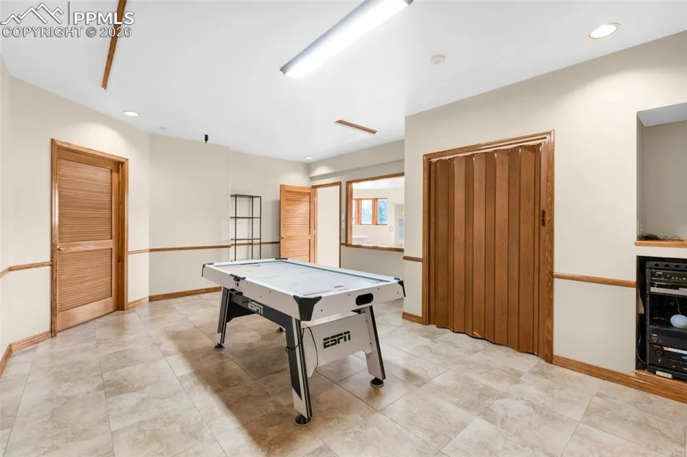 8912 S Pine Drive Beulah, CO 81023