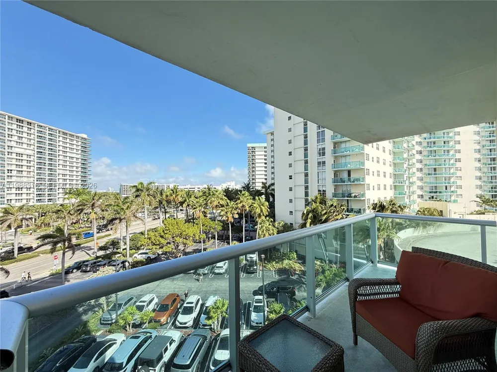 3901 S Ocean Dr #5W Hollywood, FL 33019